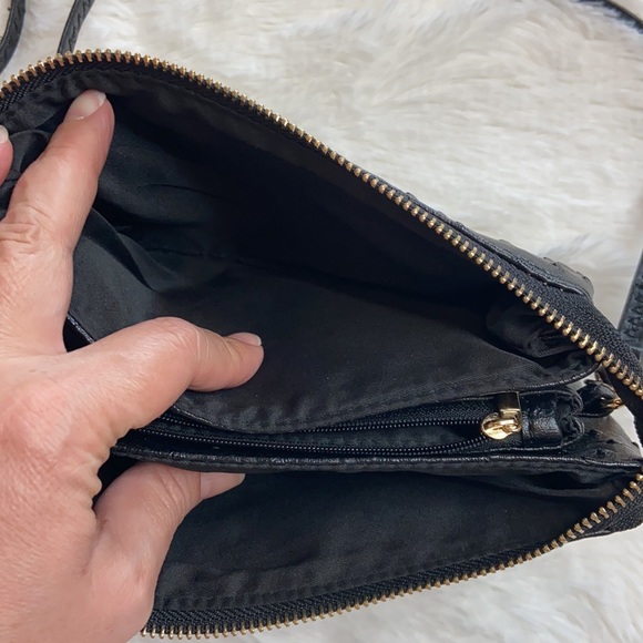 Black Crossbody Adjustable Purse - Picture 10 of 11